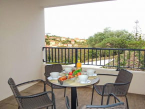 Apartment Les Hauts de Collioure-2 by Interhome